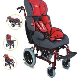 Poussette pour enfants handicapés